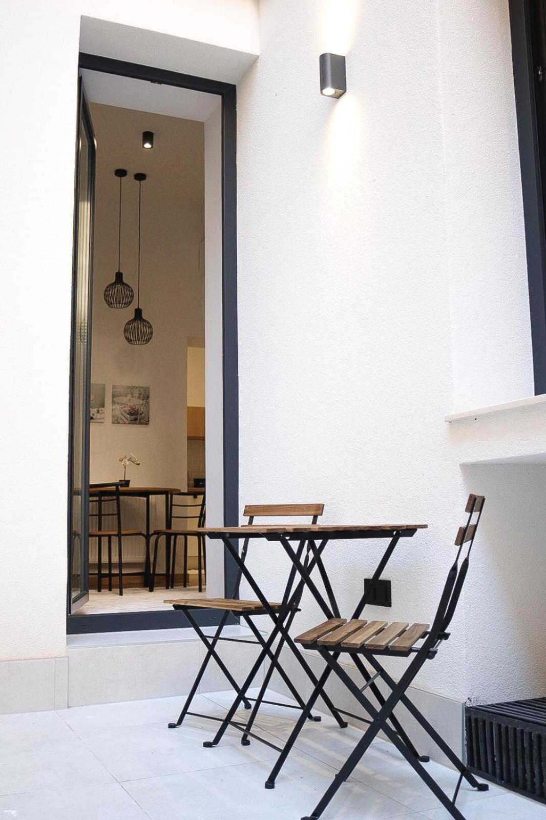 Apartment A In The Heart Of Ferhadija - Parking Available