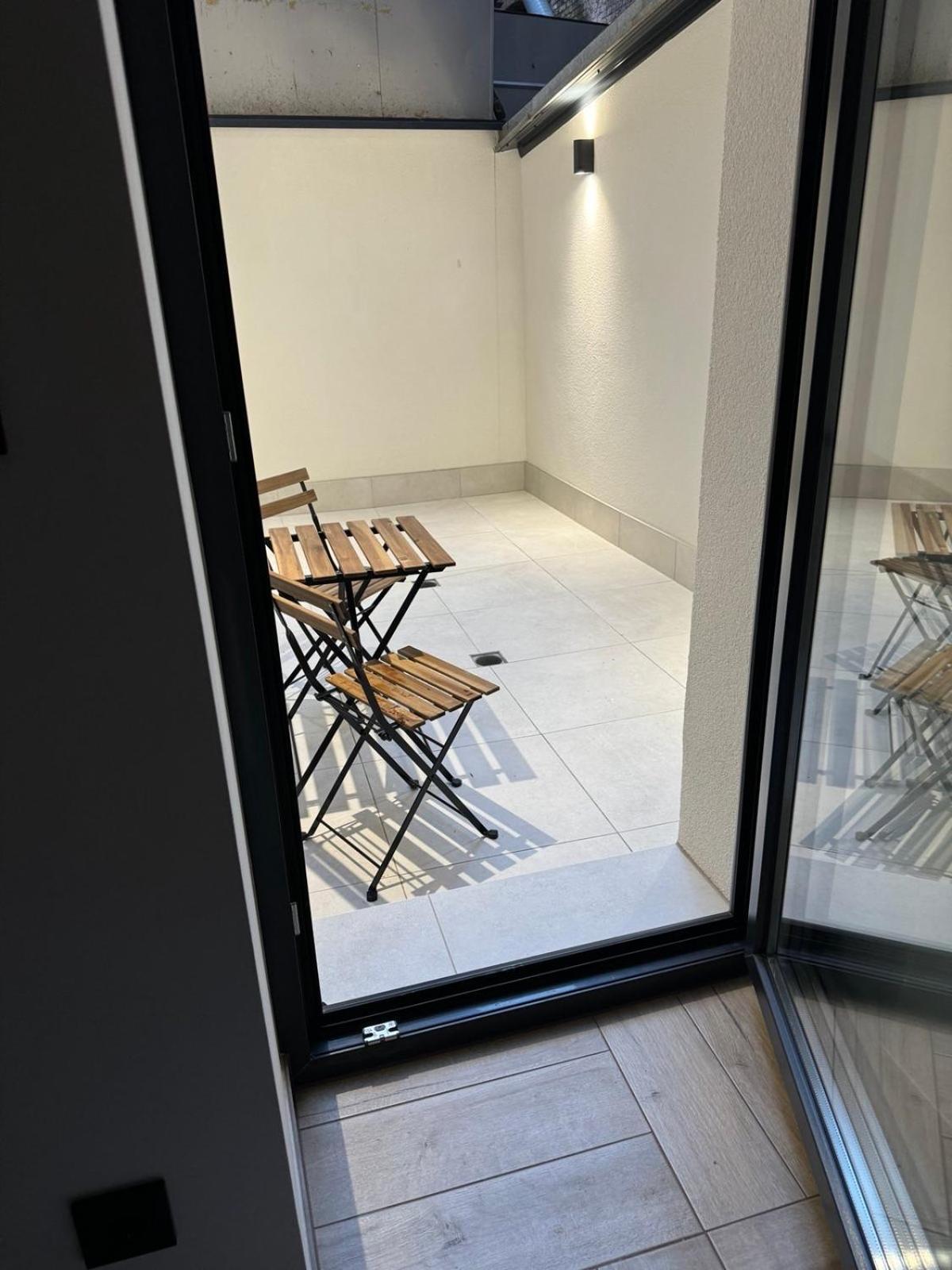 A In The Heart Of Ferhadija - Parking Available Apartment